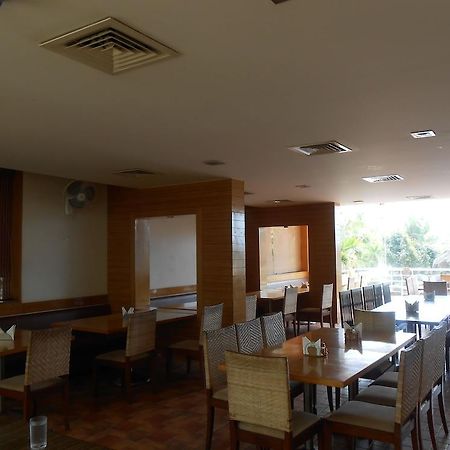 Jade Beach Resort Tirupporur Ngoại thất bức ảnh